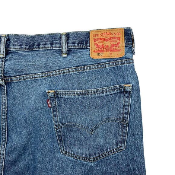 Levi's Men's 550 Relaxed Fit Jeans - Picture 9 of 14
